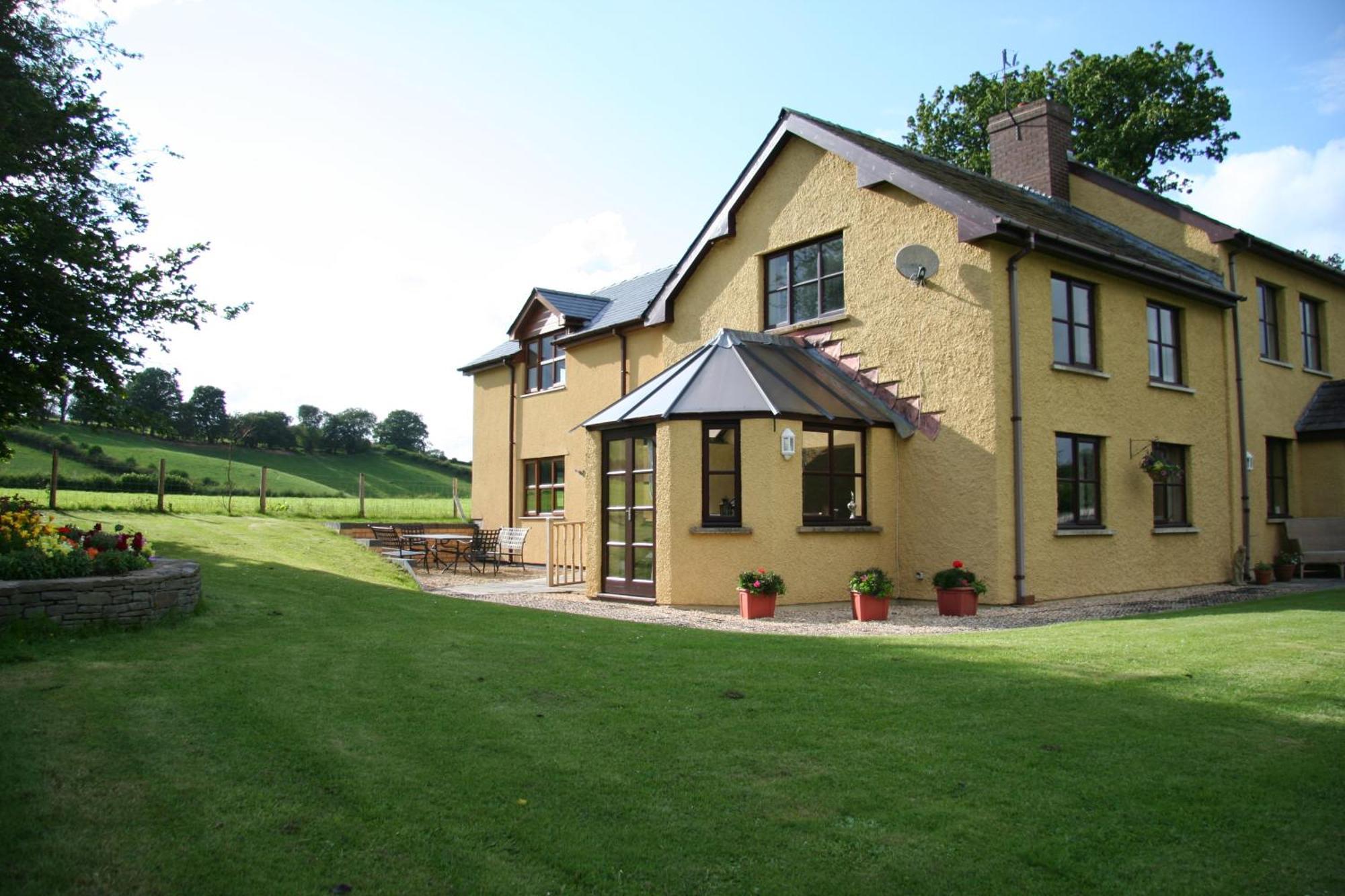 בילת' וולס Pwllgwilym B & B מראה חיצוני תמונה