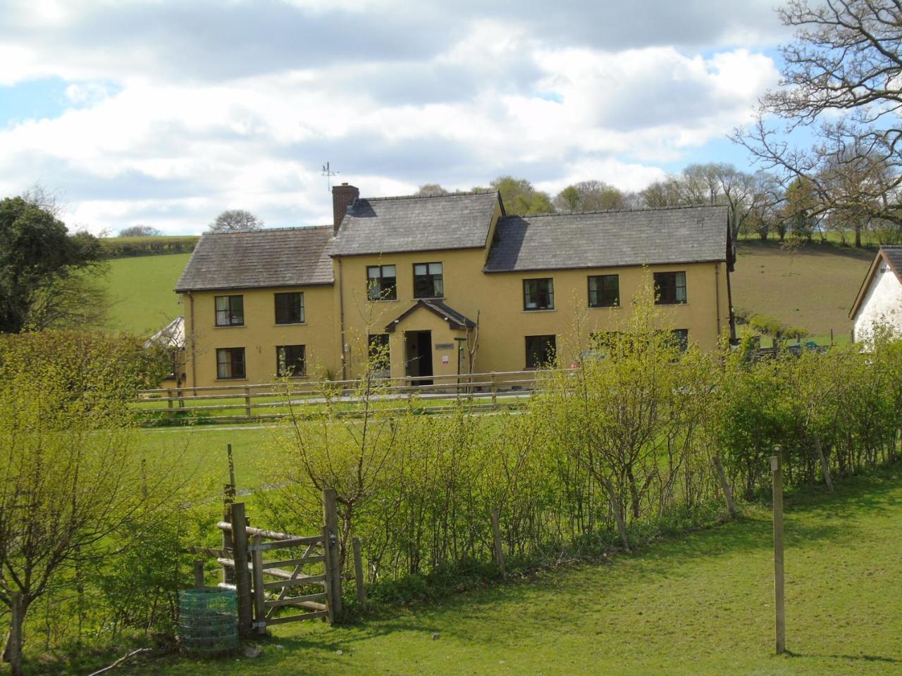בילת' וולס Pwllgwilym B & B מראה חיצוני תמונה